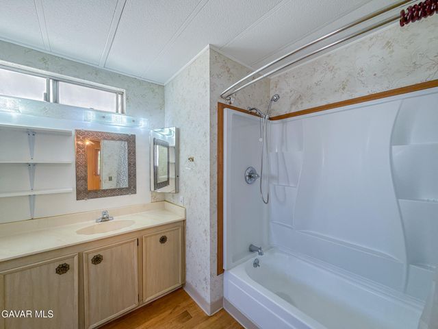2550 E Avenue I Spc 40, Lancaster, CA 93535