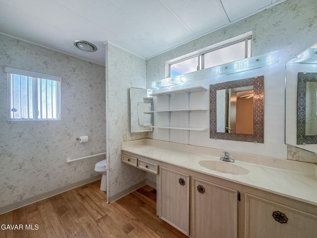 2550 E Avenue I Spc 40, Lancaster, CA 93535