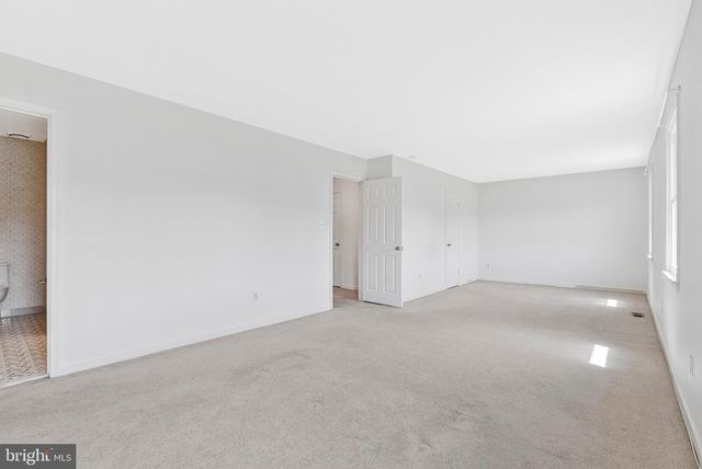 4613 FILLINGAME DR, Chantilly, VA 20151