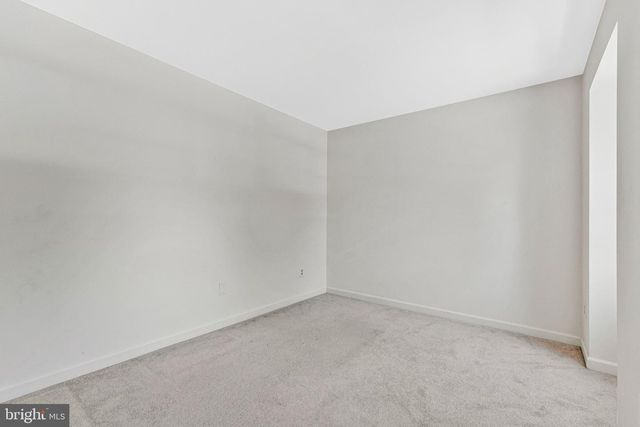 4613 FILLINGAME DR, Chantilly, VA 20151