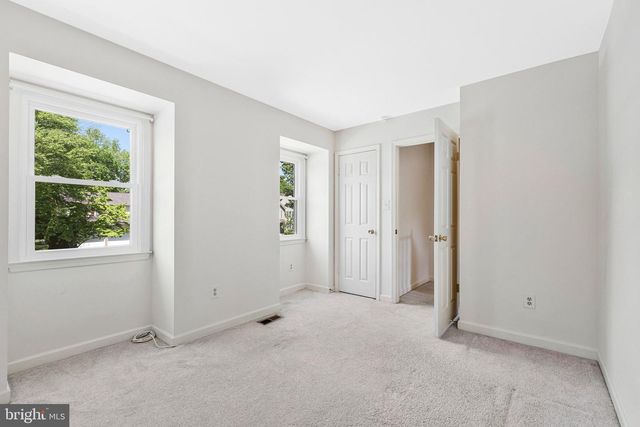 4613 FILLINGAME DR, Chantilly, VA 20151