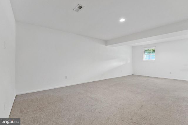 4613 FILLINGAME DR, Chantilly, VA 20151