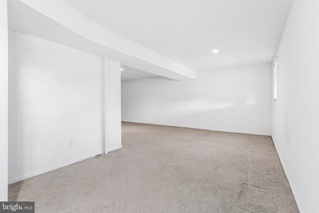 4613 FILLINGAME DR, Chantilly, VA 20151