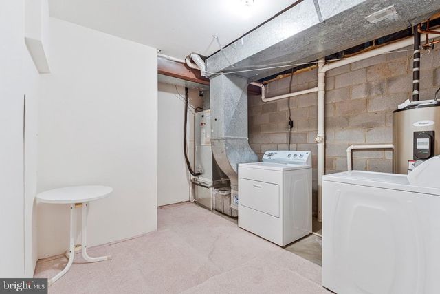 4613 FILLINGAME DR, Chantilly, VA 20151