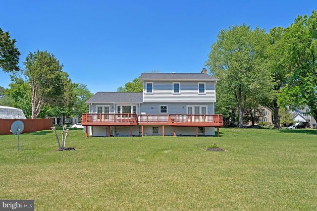 4613 FILLINGAME DR, Chantilly, VA 20151