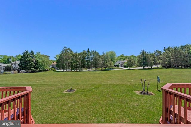 4613 FILLINGAME DR, Chantilly, VA 20151
