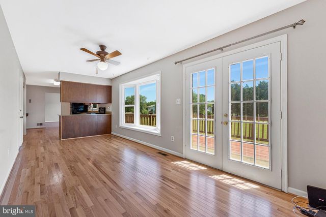 4613 FILLINGAME DR, Chantilly, VA 20151