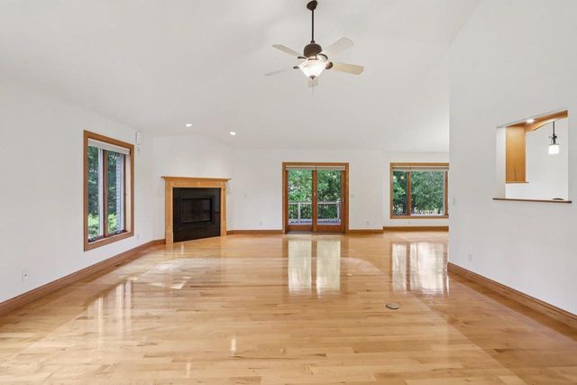 1233 W Sherman Avenue, Fort Atkinson, WI 53538