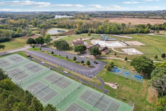 1233 W Sherman Avenue, Fort Atkinson, WI 53538