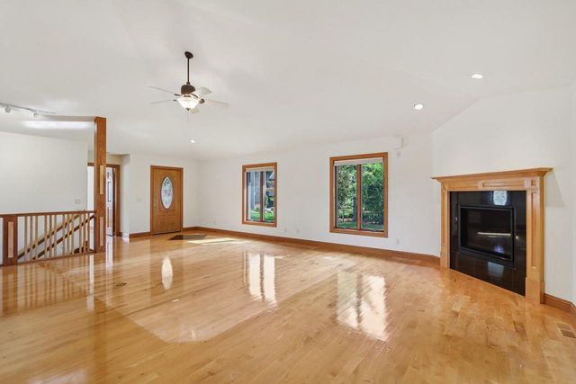 1233 W Sherman Avenue, Fort Atkinson, WI 53538