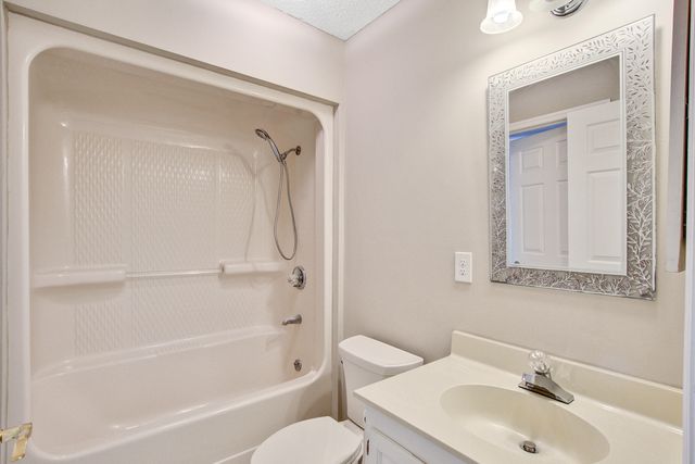 2417 Hansard Drive, North Charleston, SC 29406