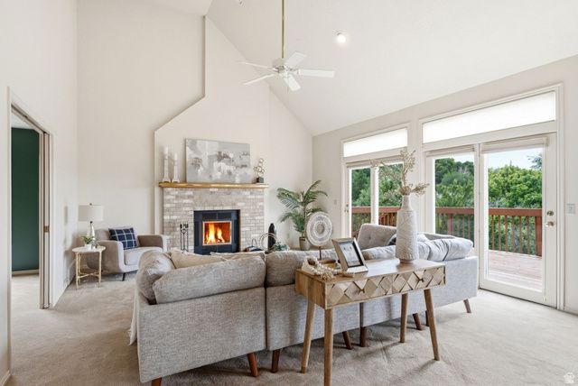 923 W WILSHIRE CT, Farmington, UT 84025