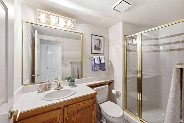 923 W WILSHIRE CT, Farmington, UT 84025