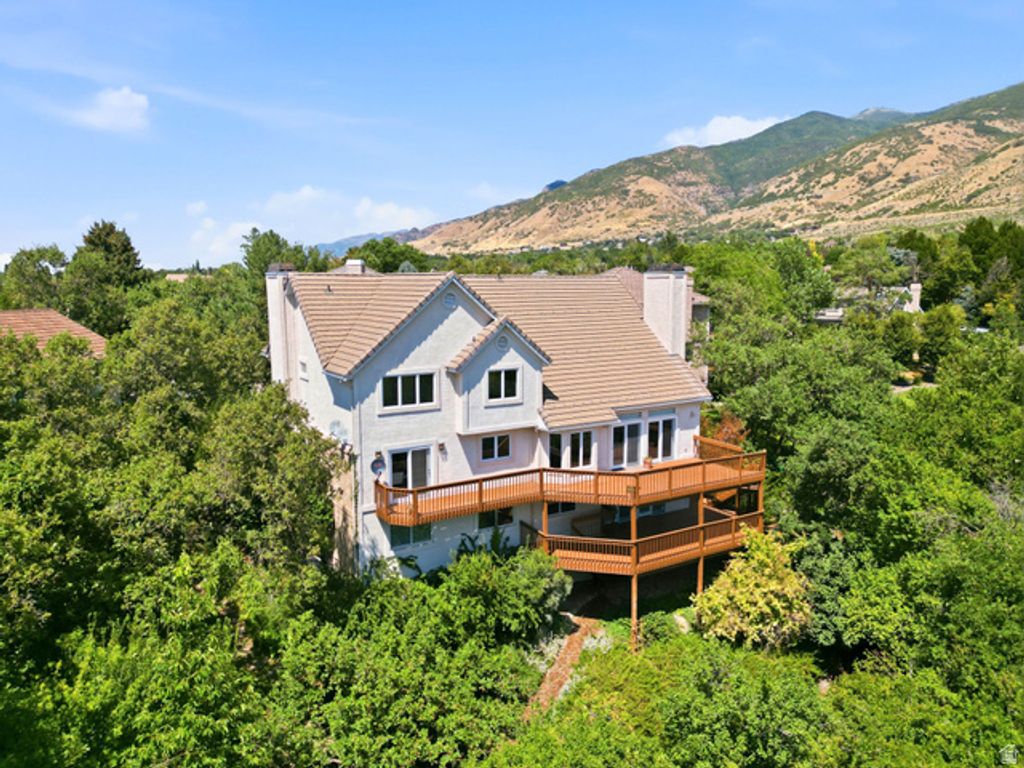 923 W WILSHIRE CT, Farmington, UT 84025