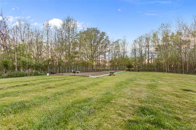 15756 Lewis Road, Mussey Township, MI 48014