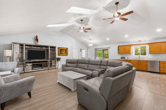 15756 Lewis Road, Mussey Township, MI 48014