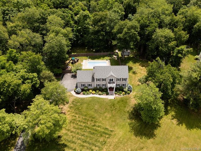 12 Ann Drive, Rhinebeck, NY 12572