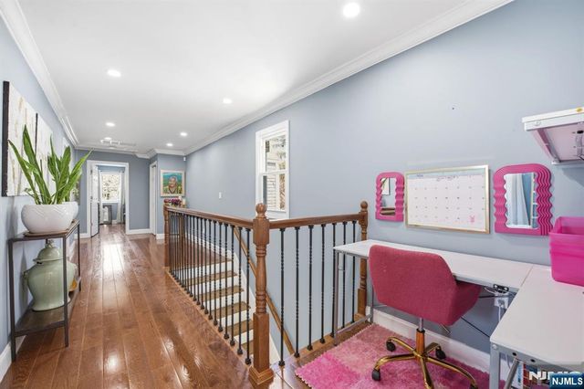 301 Roosevelt Avenue, Hasbrouck Heights, NJ 07604