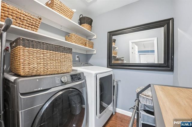 301 Roosevelt Avenue, Hasbrouck Heights, NJ 07604