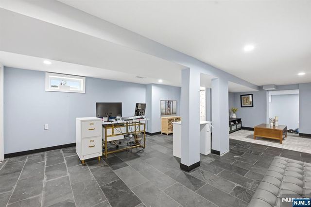 301 Roosevelt Avenue, Hasbrouck Heights, NJ 07604