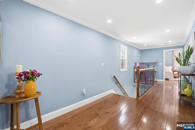 301 Roosevelt Avenue, Hasbrouck Heights, NJ 07604