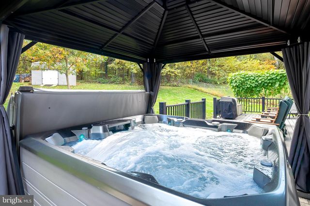 2472 WINTERGREEN WAY, Gambrills, MD 21054