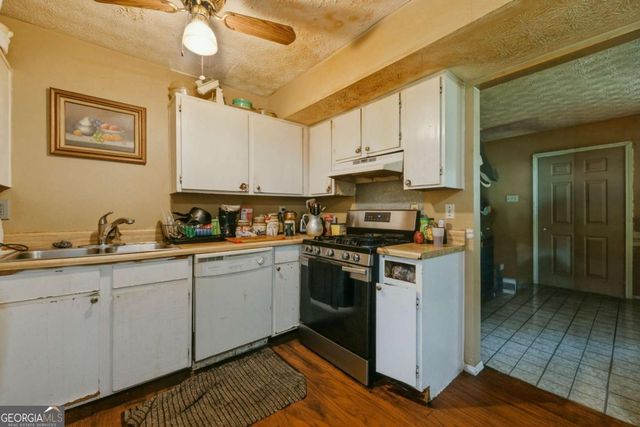 3957 Brookstone Court, Ellenwood, GA 30294