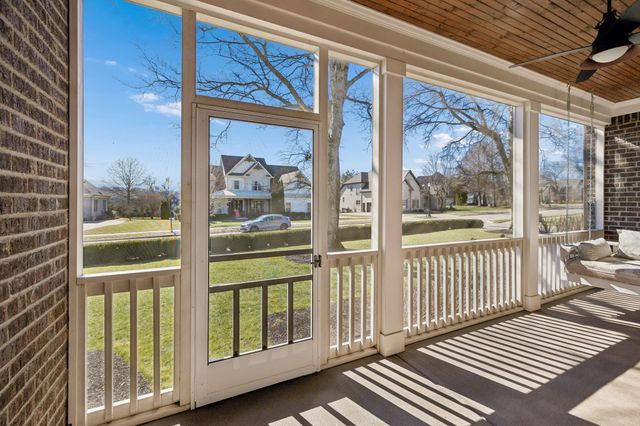 2525 Upper Hollow Rd, Thompsons Station, TN 37179