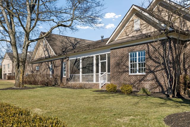 2525 Upper Hollow Rd, Thompsons Station, TN 37179