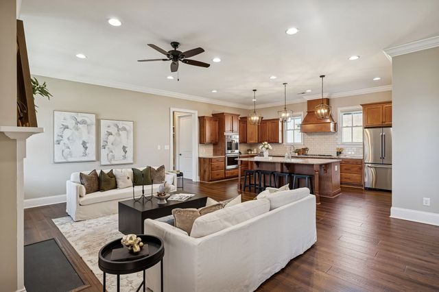 2525 Upper Hollow Rd, Thompsons Station, TN 37179