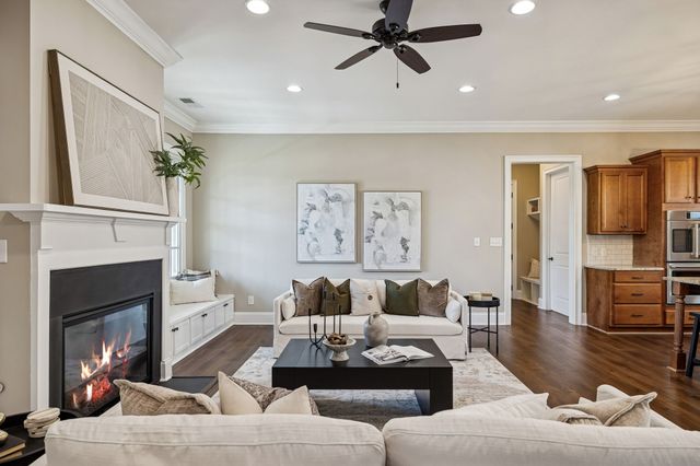 2525 Upper Hollow Rd, Thompsons Station, TN 37179