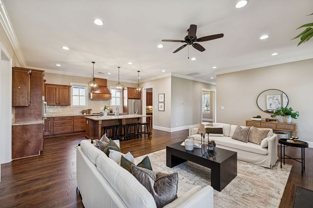 2525 Upper Hollow Rd, Thompsons Station, TN 37179