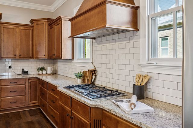 2525 Upper Hollow Rd, Thompsons Station, TN 37179