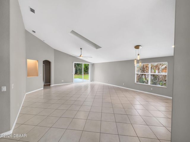 1001 Heatherwood Court, Port Orange, FL 32127
