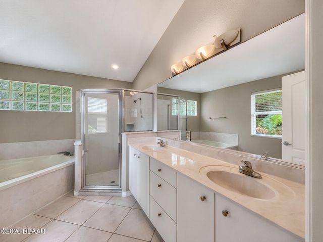 1001 Heatherwood Court, Port Orange, FL 32127