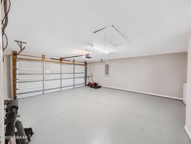 1001 Heatherwood Court, Port Orange, FL 32127