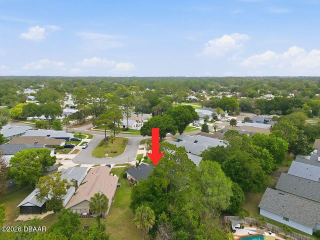 1001 Heatherwood Court, Port Orange, FL 32127