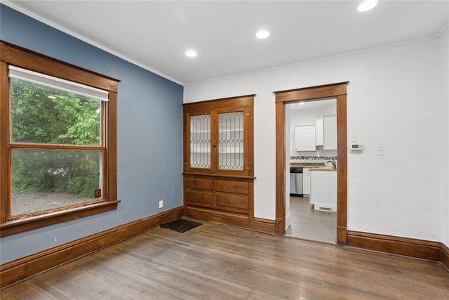 1120 31st Street, Des Moines, IA 50311