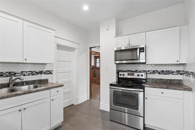 1120 31st Street, Des Moines, IA 50311