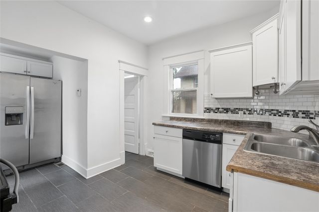 1120 31st Street, Des Moines, IA 50311