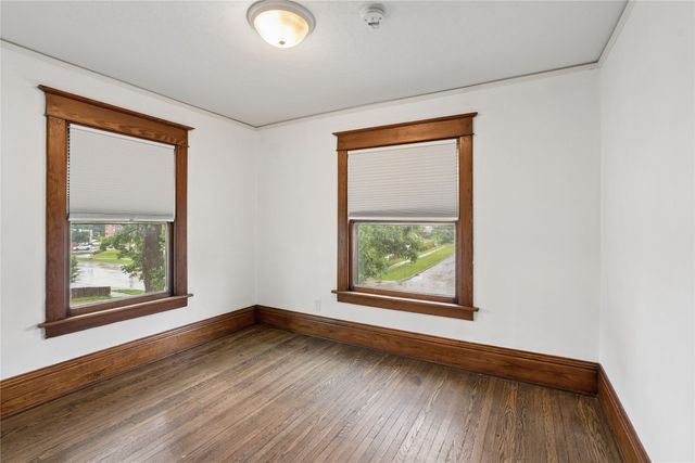 1120 31st Street, Des Moines, IA 50311