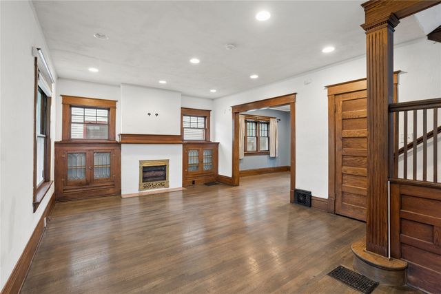 1120 31st Street, Des Moines, IA 50311
