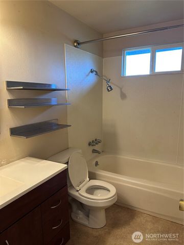 1411 E 5th Street, Port Angeles, WA 98362