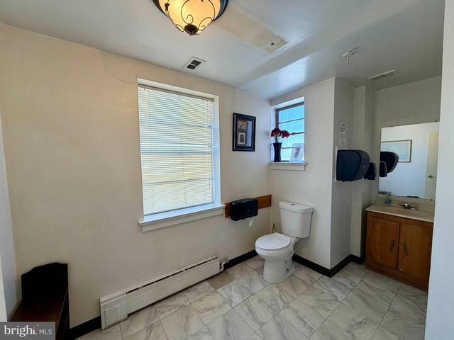 5209 YORK RD, Baltimore, MD 21212