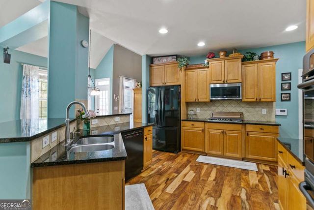713 Crimson Morning View, Canton, GA 30114