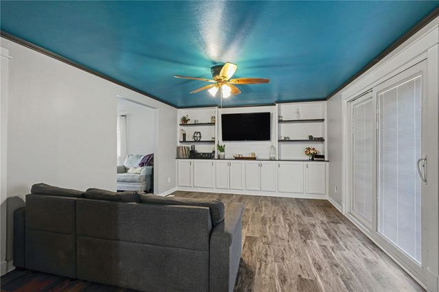 4900 Pennswood Drive, Huber Heights, OH 45424