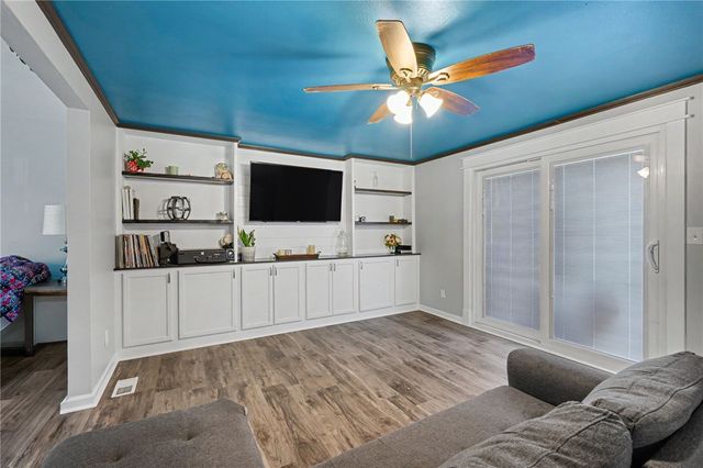 4900 Pennswood Drive, Huber Heights, OH 45424