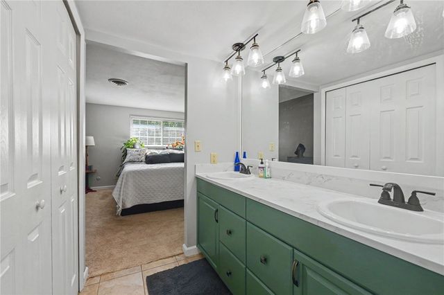 4900 Pennswood Drive, Huber Heights, OH 45424