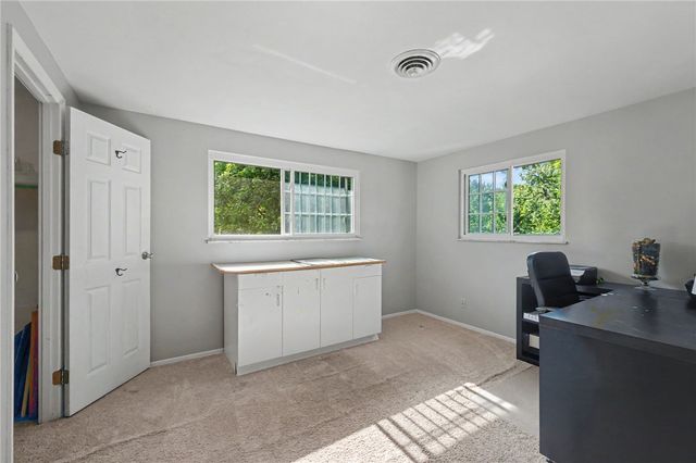 4900 Pennswood Drive, Huber Heights, OH 45424
