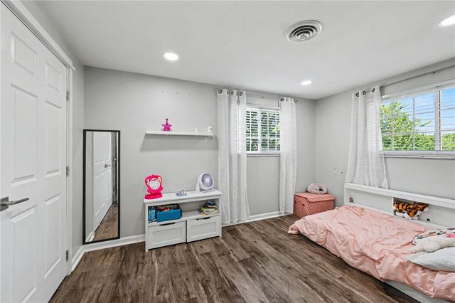 4900 Pennswood Drive, Huber Heights, OH 45424